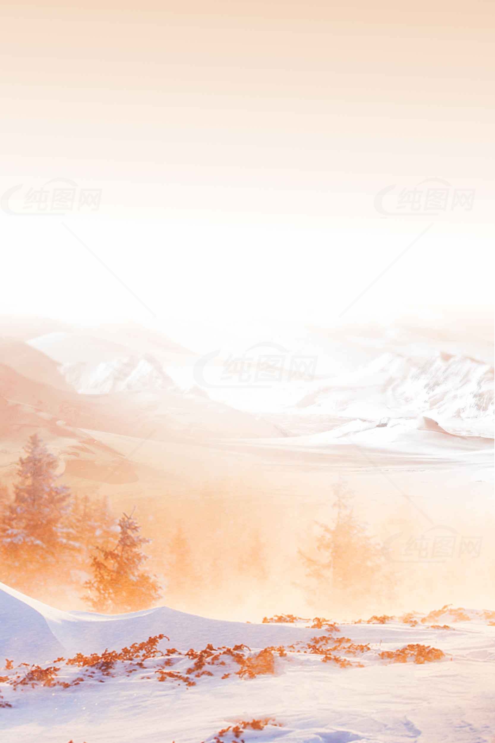 冬季雪景中的温暖日出风光素材